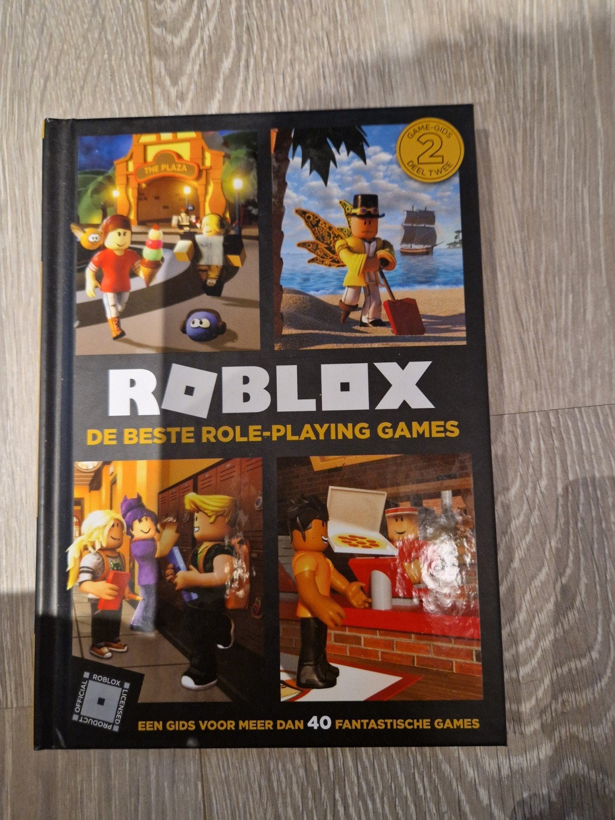 Roblox: De Beste Role-Playing Games Gids, Ophalen of Verzenden, Zo goed als nieuw, Onbekend
