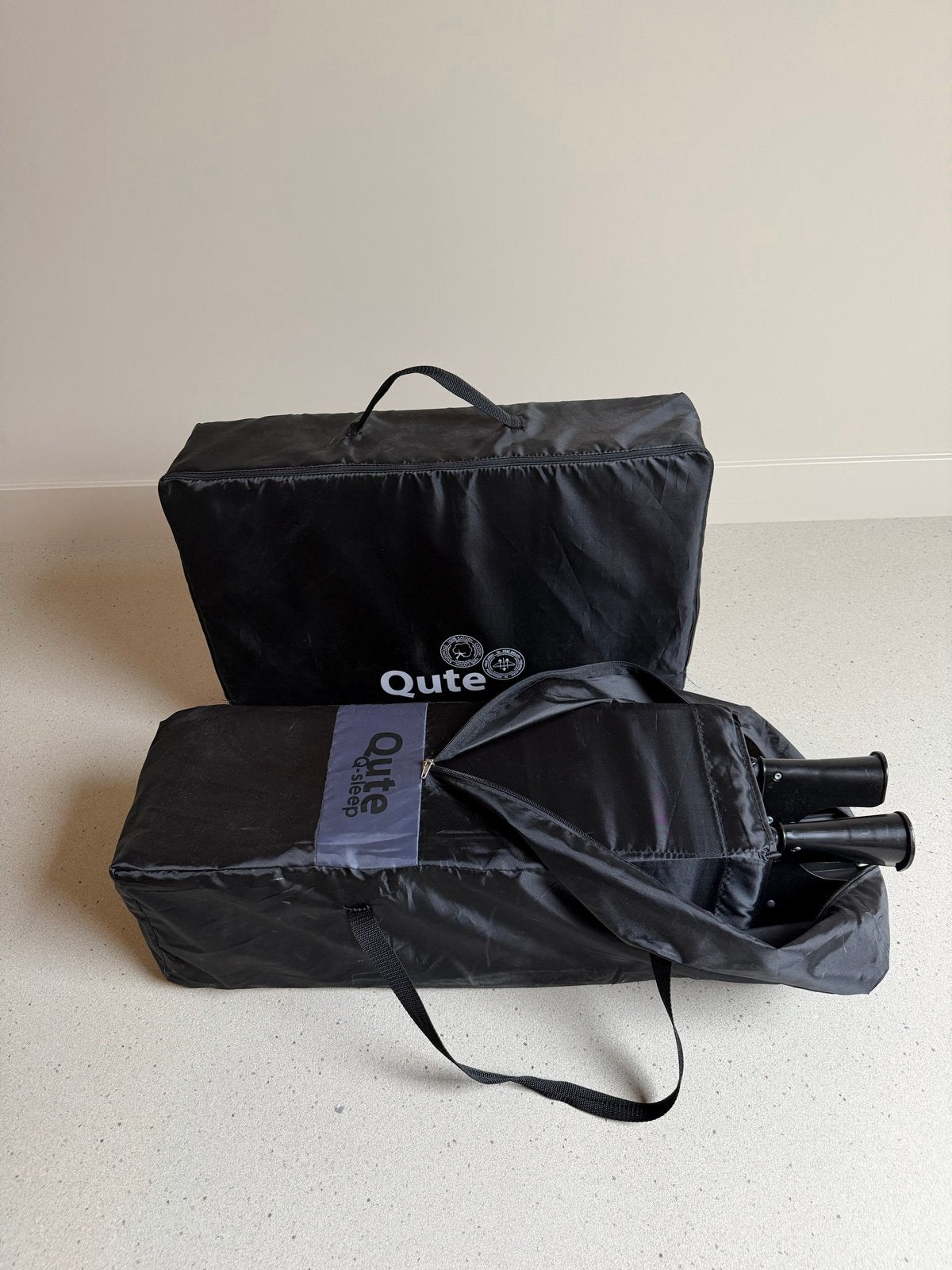 Qute Q-sleep campingbed - Handig reisbedje voor onderweg, Ophalen, Gebruikt, Reisbedje
