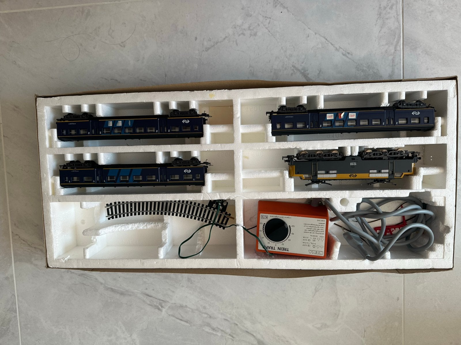 NS Treinset met Locomotiev, Gelijkstroom, Ophalen of Verzenden, NS, Roco