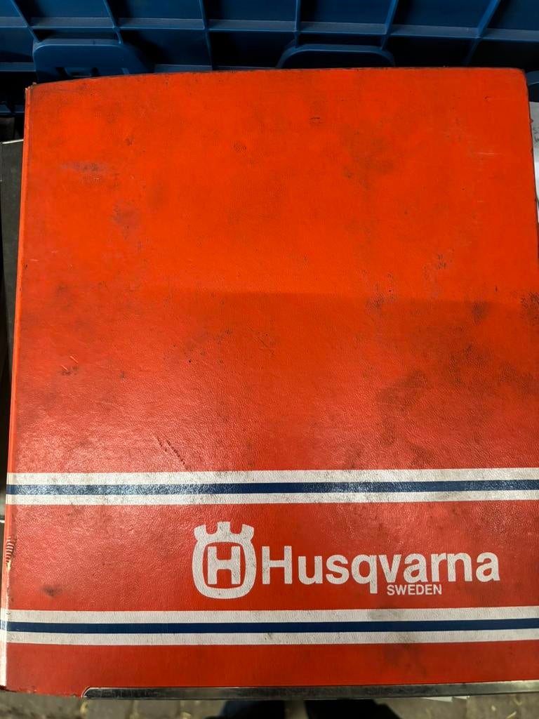 Husqvarna oude ondelenboeken, Ophalen of Verzenden, Zo goed als nieuw