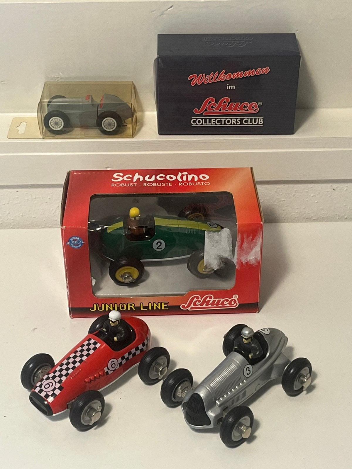 Modelauto’s Schuco Schucolino Junior Line raceauto’s USB, Hobby en Vrije tijd, Modelauto's | Overige schalen, Verzenden, Zo goed als nieuw