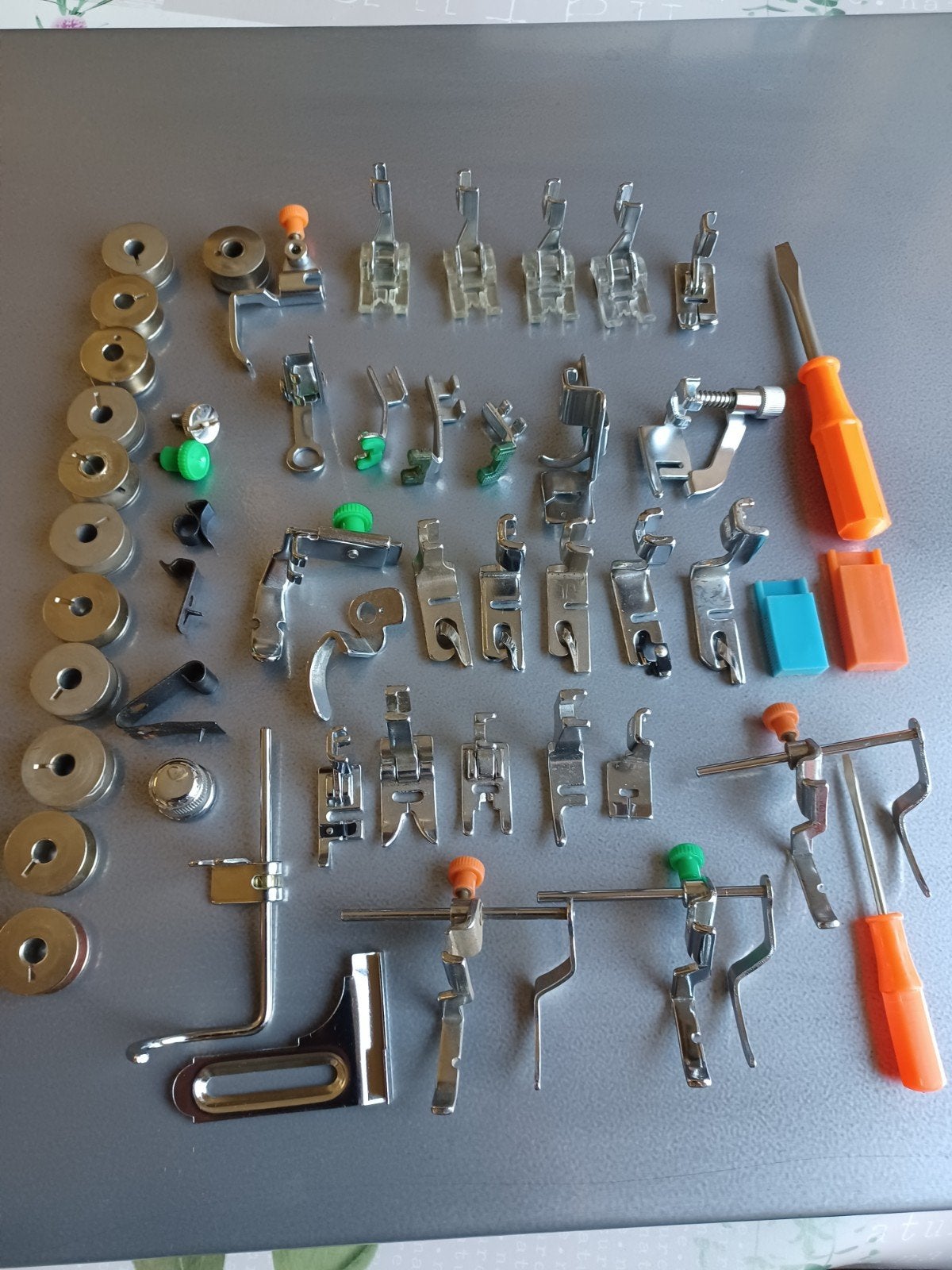 Naaimachine voetjes, Hobby en Vrije tijd, Naaimachines en Toebehoren, Ophalen of Verzenden, Zo goed als nieuw, Naaimachine, Overige merken