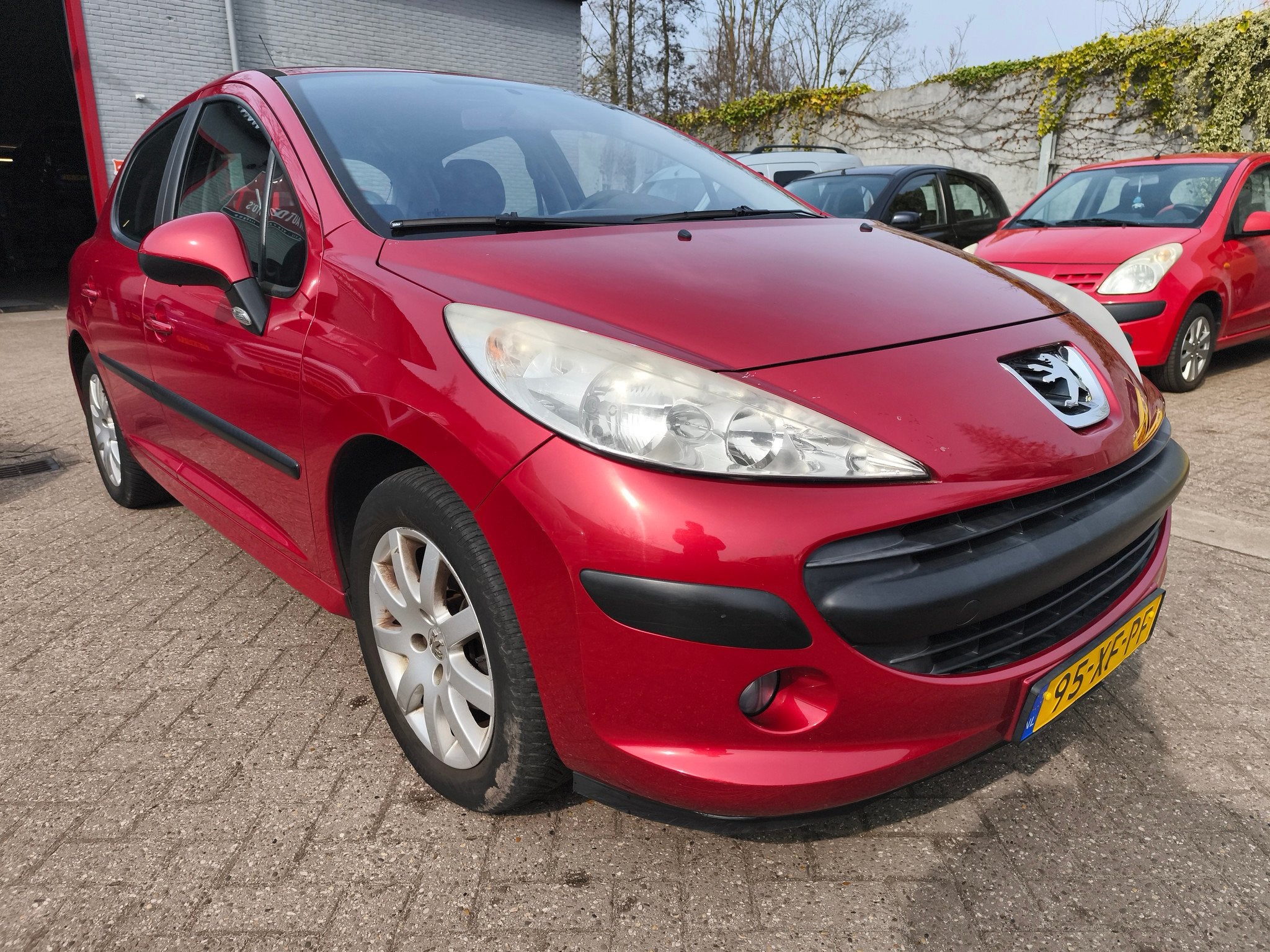 Peugeot 207 XT 1.6-16V, Airco, Lichtmetalen velgen, Trekhaak, Voorwielaandrijving, Gebruikt, Bedrijf, Handgeschakeld