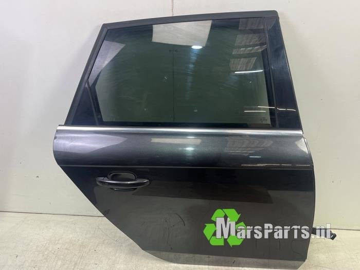 Portier 4Deurs rechts-achter van een Audi A4 (LZ7L), Auto-onderdelen, Gebruikt, -, Deur, -