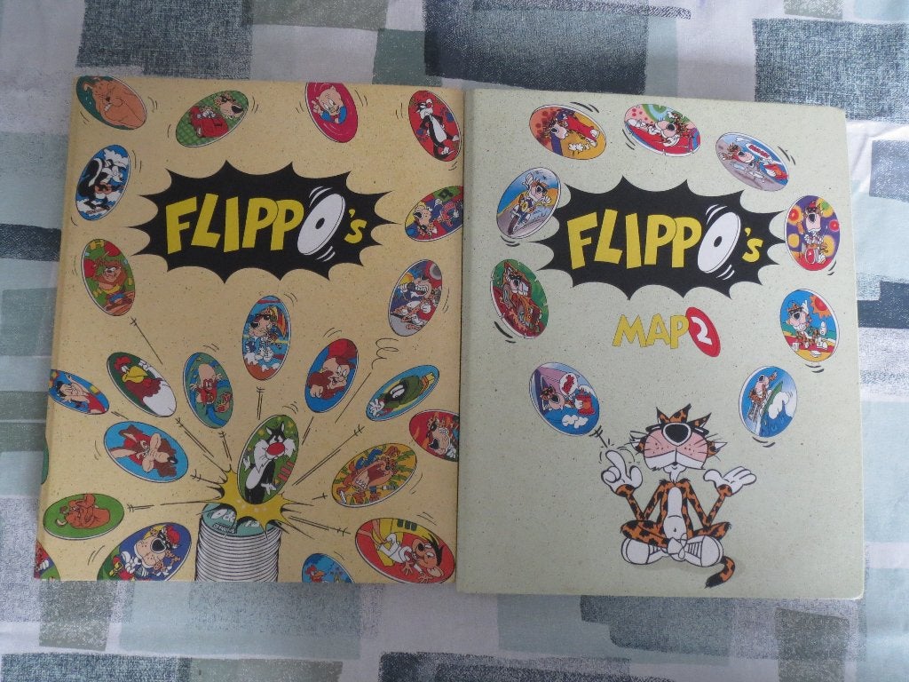 2 complete mappen met flippo’s incl. kersteditie, Ophalen of Verzenden, Joker, Map, Album of Poster, Met verzamelmap(pen)