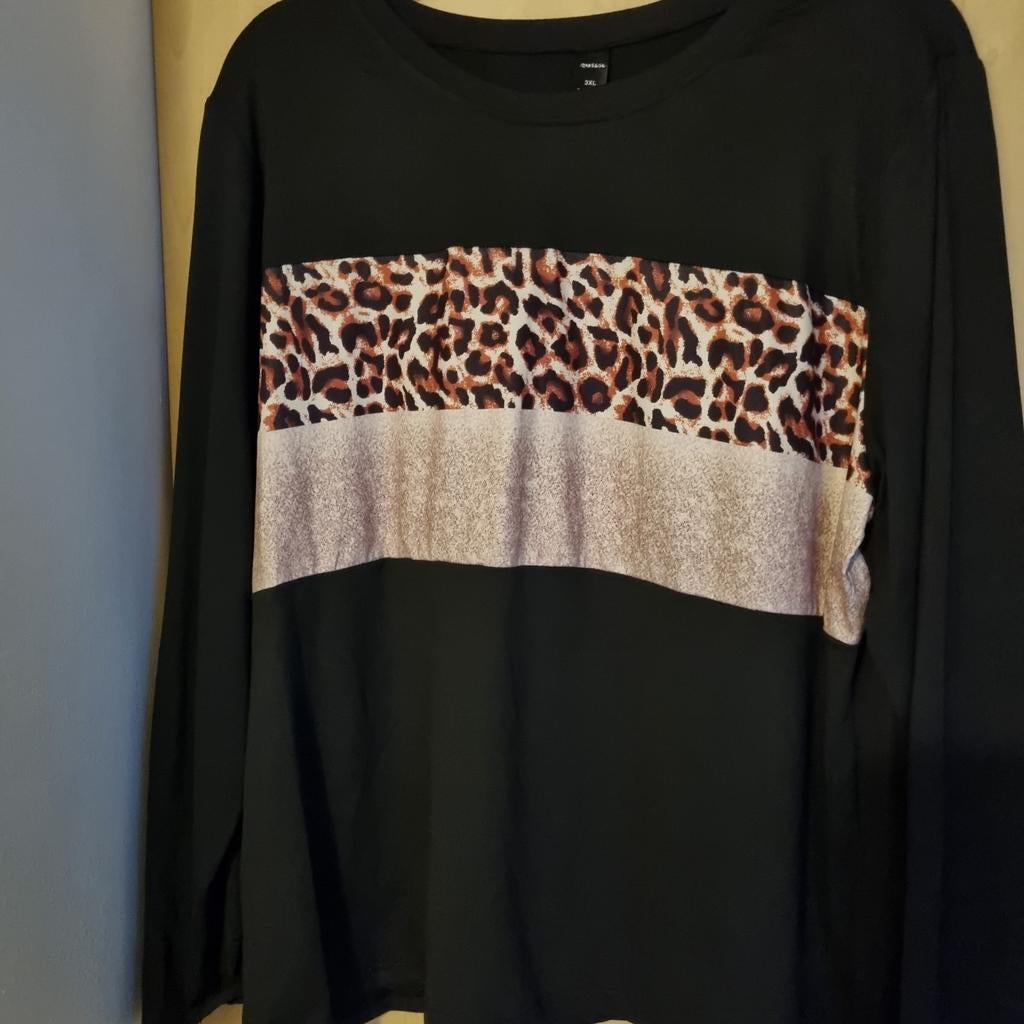 Nieuw Zwart Shirt met Luipaardprint - Maat 3XL, Kleding | Dames, Grote Maten, Onbekend, Ophalen of Verzenden, Nieuw, Zwart