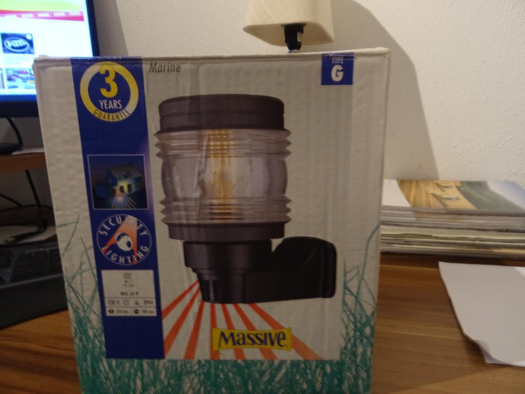 Een mooie buitelamp, Ophalen of Verzenden, Zo goed als nieuw, Folder