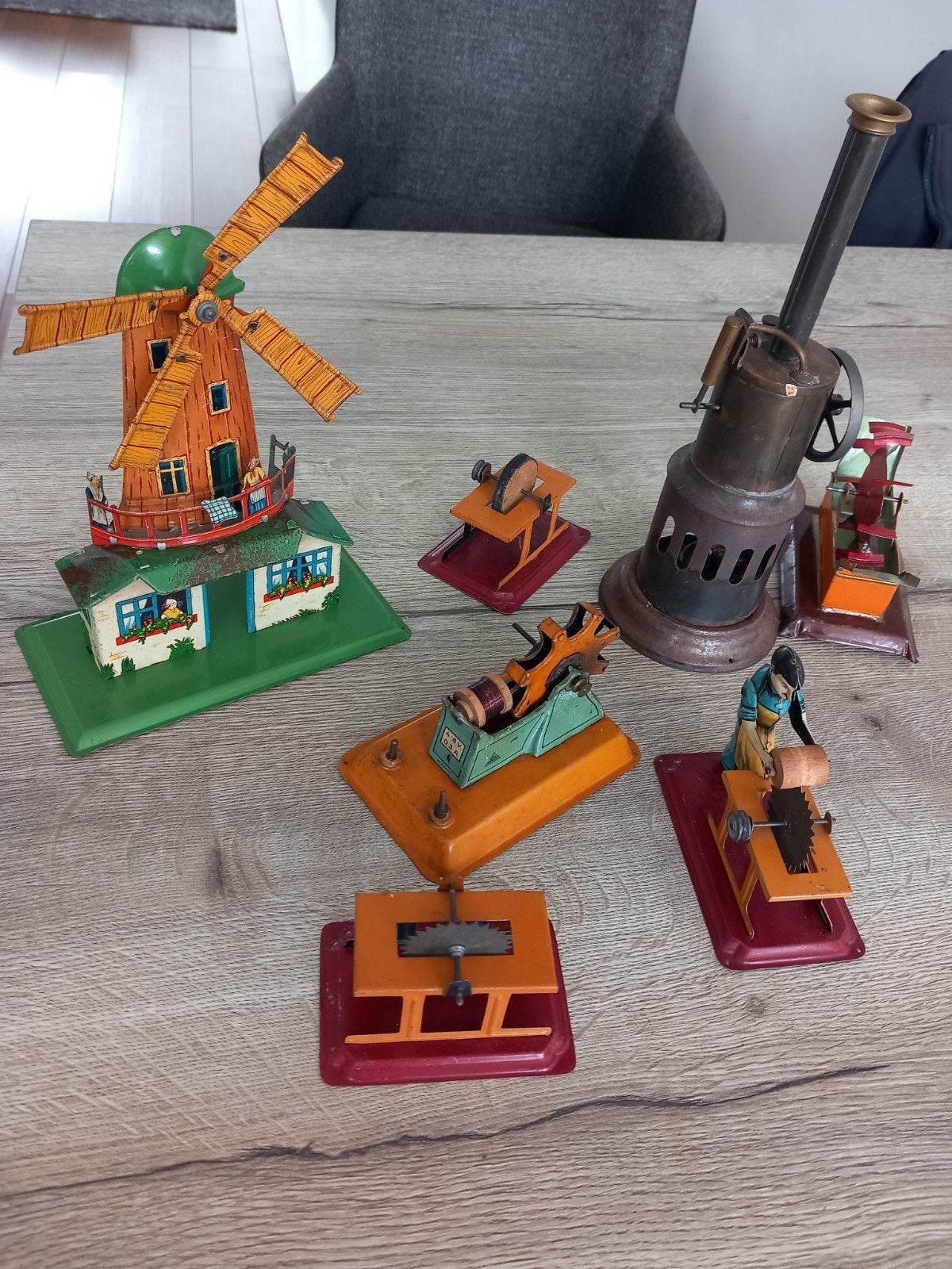 Antieke stoommachine en attributen, Antiek en Kunst, Antiek | Speelgoed, Verzenden