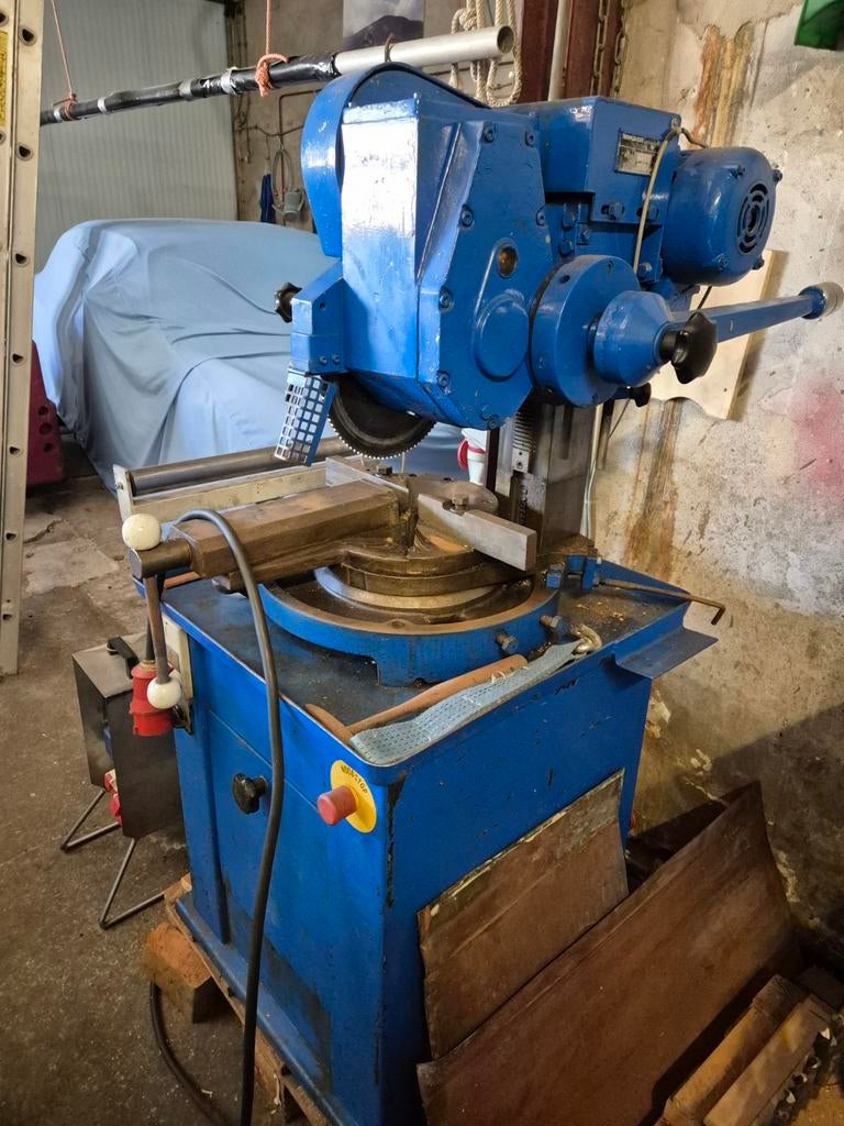 Afkortzaag Trennjaeger ST 251 - Robuuste Industriële Zaag, Ophalen, Gebruikt, 70 mm of meer, Trennjaeger