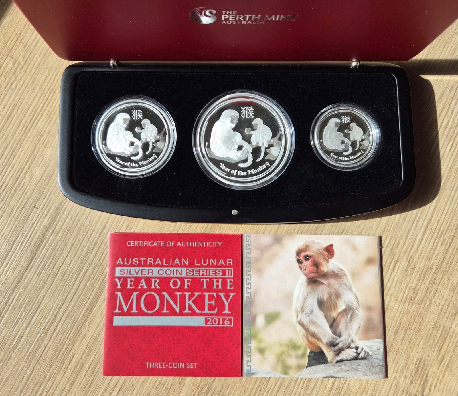 Three-coin set Year of the Monkey 2016, Ophalen of Verzenden, Zilver