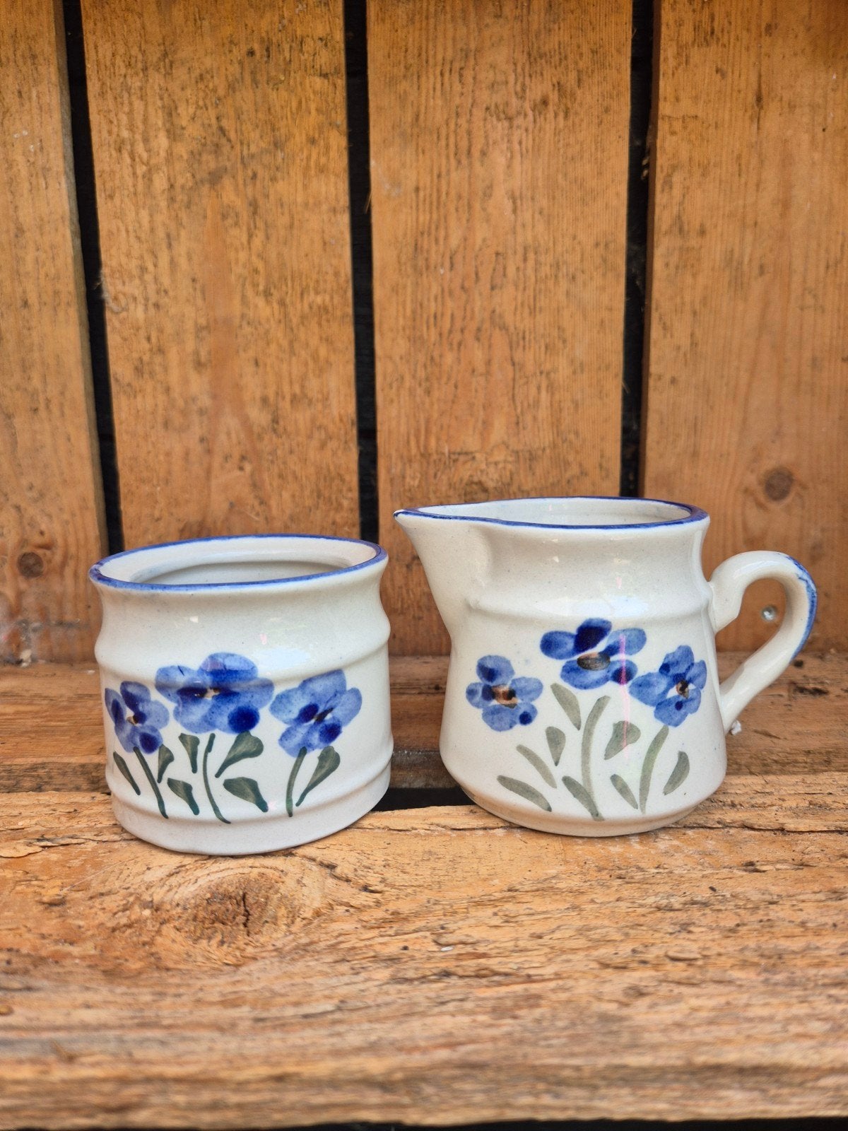Vintage Aardewerk Suikerpot en Melkkan Set met Bloemen, Ophalen of Verzenden