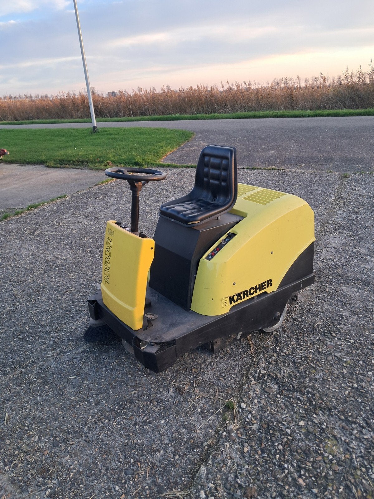 Zit-veegmachine, Tuin en Terras, Veegmachines, Ophalen of Verzenden