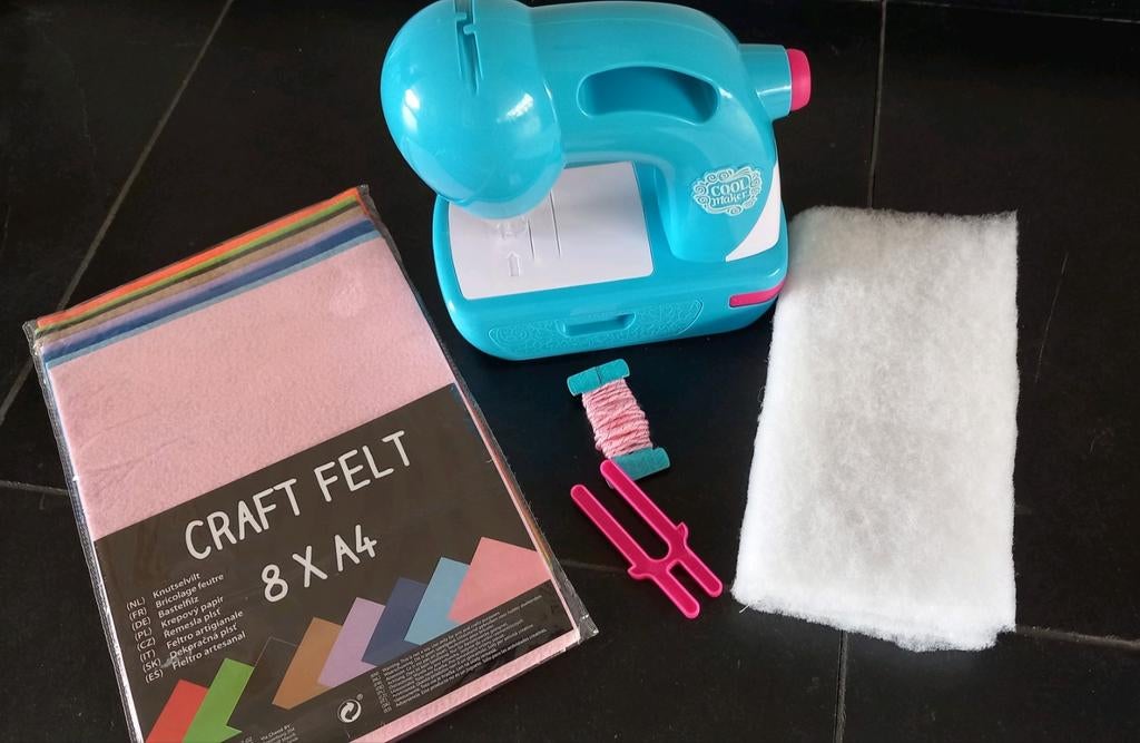 Leuk en veilig kindernaaimachientje Cool Maker, Ophalen of Verzenden, Zo goed als nieuw, 3DS