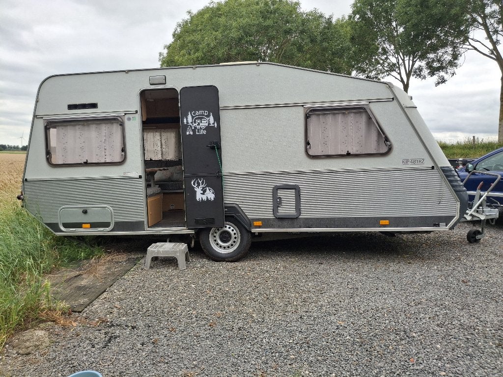 Gezellige, instapklare KIP 480 greyline caravan, Caravans en Kamperen, Caravans, Rondzit, Kip, Omvormbare zithoek, 750 - 1000 kg
