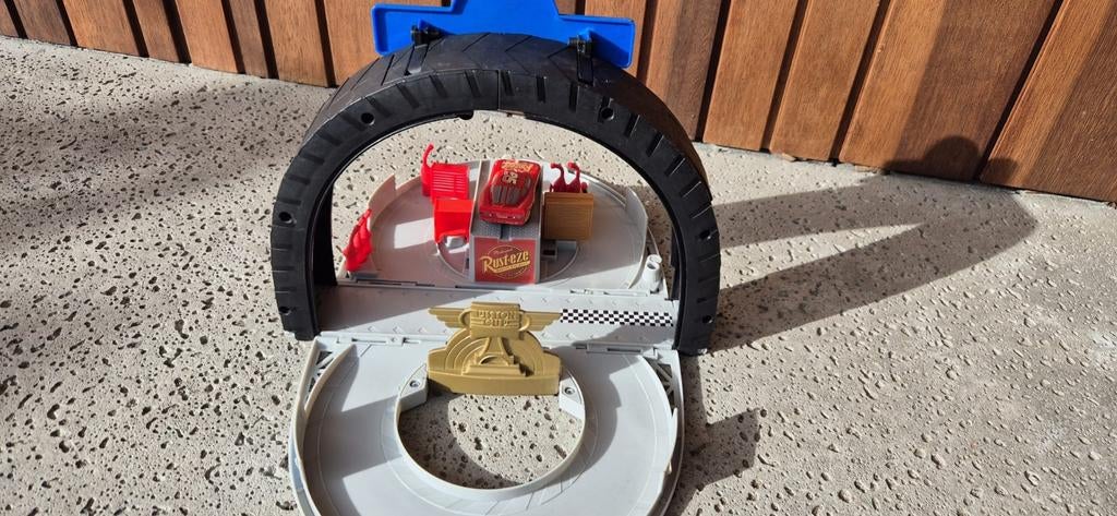Disney Pixar Cars Bliksem McQueen band speelset, Ophalen of Verzenden, Gebruikt