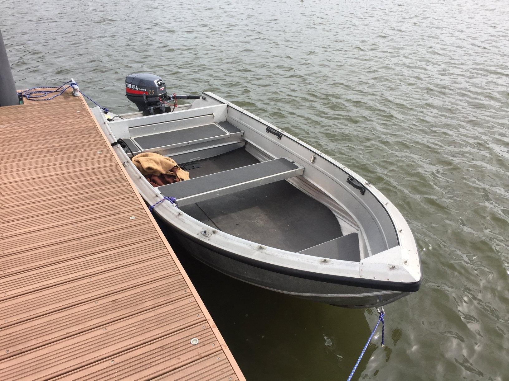 Buster Mix Fiskars aluminium boot visboot met boottrailer, Watersport en Boten, Ophalen, Gebruikt, Aluminium