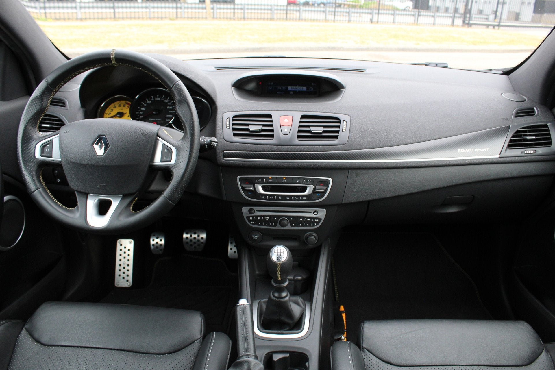 Renault Mégane Coupe 2.0 RS Turbo 250 / Leer / Recaro / Bi-, Auto's, Renault, Voorwielaandrijving, 1362 kg, Gebruikt, 4 cilinders