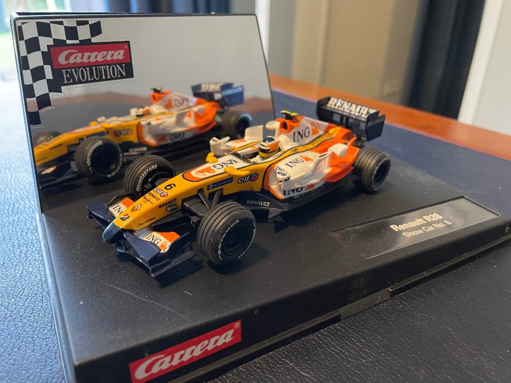 Slotcar Carrera ING Renault R28 Fernando Alonso, Racebaan, Carrera, Ophalen of Verzenden, Zo goed als nieuw