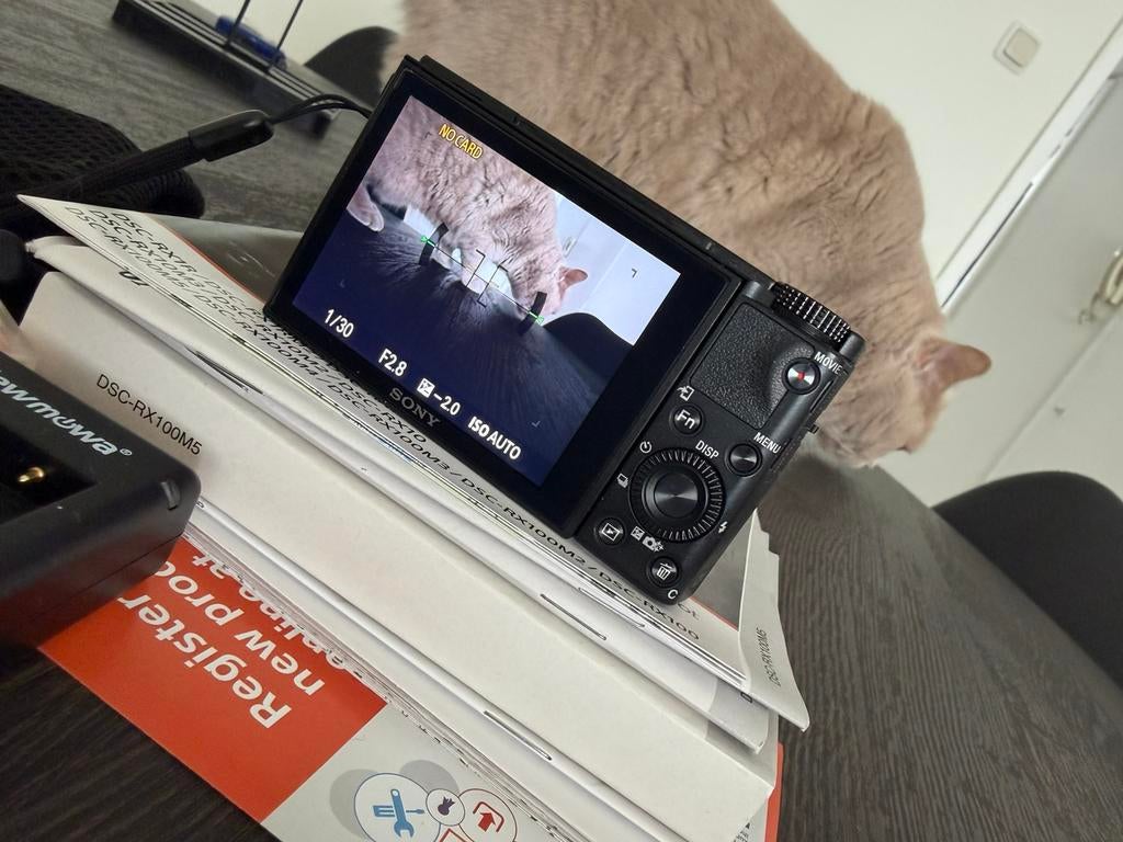 Sony Cyber-shot RX100 Mark V, Audio, Tv en Foto, Fotocamera's Digitaal, Ophalen, Compact, Zo goed als nieuw, Sony