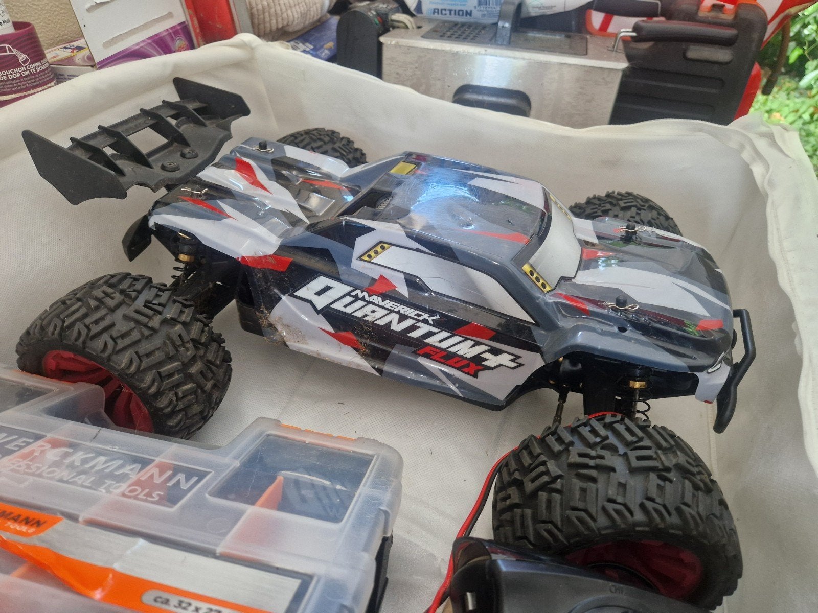 Maverick Quantum Flux RC auto - Gebruikt, werkt prima, Hobby en Vrije tijd, Modelbouw | Radiografisch | Auto's, Elektro, Gebruikt