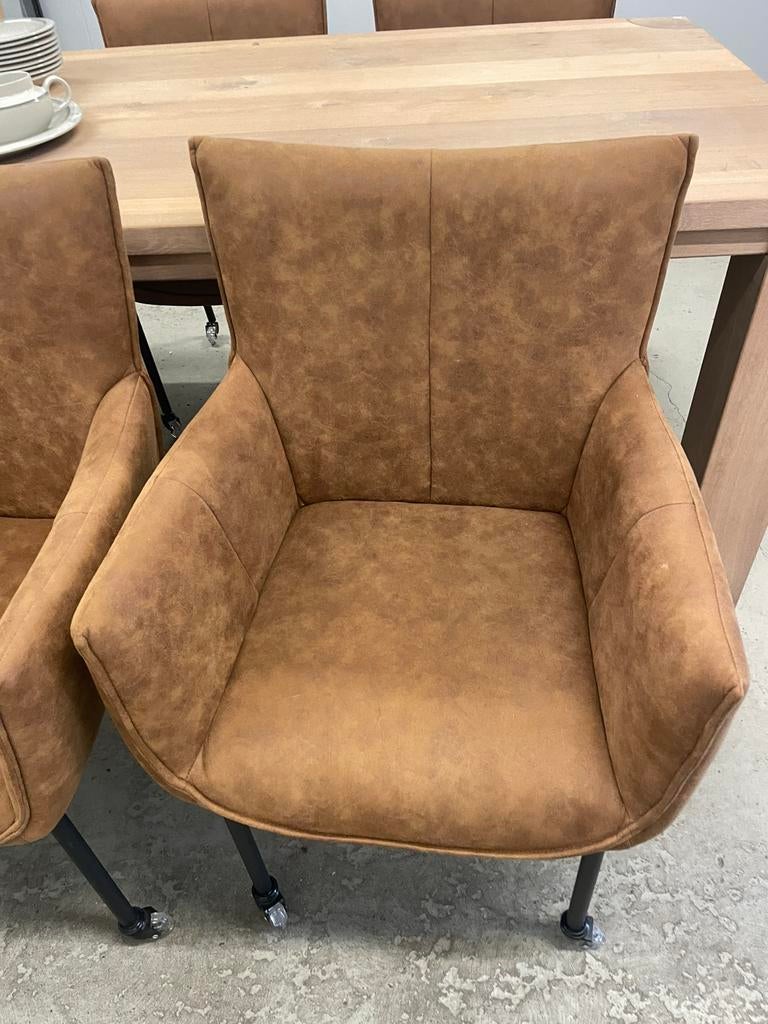 6 bruine stoffen eetkamerstoelen op wieltjes, Ophalen, Bruin, ., Zo goed als nieuw
