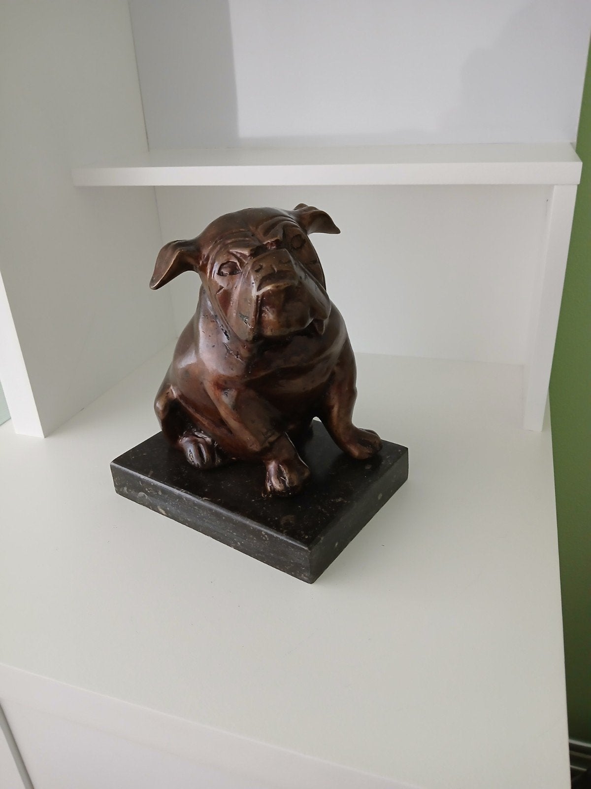 bronzen beeld engelse bulldog op marmeren voet, Ophalen, Brons