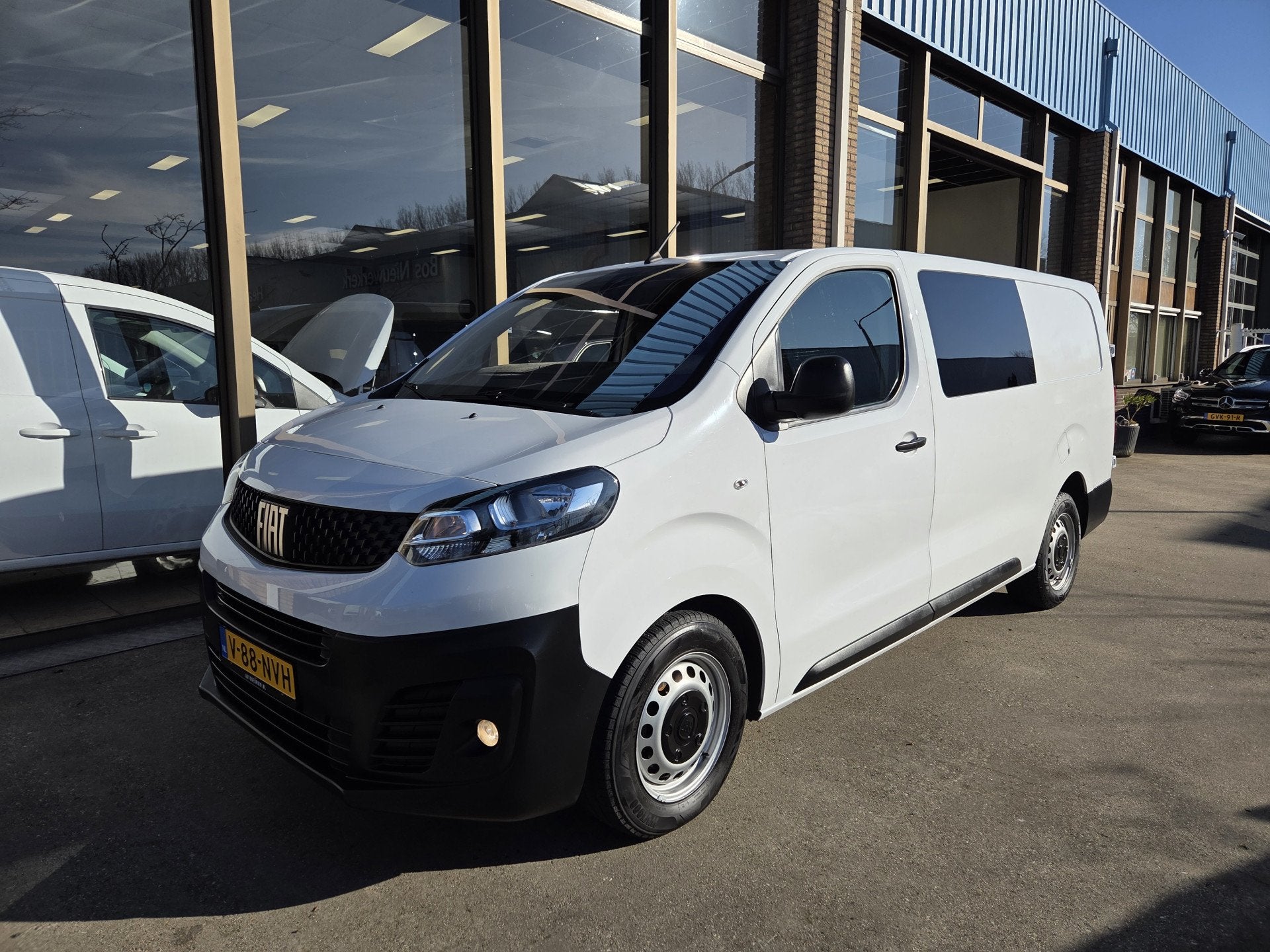 Peugeot Expert /Fiat Scudo MultiJet DC 6-Persoons Navi A.cam, Auto's, Voorwielaandrijving, 145 pk, Stof, Gebruikt