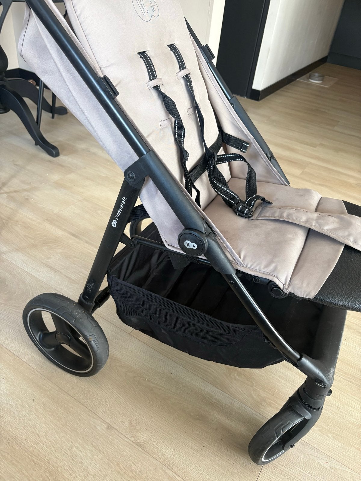Kinderkraft Trig 3 Buggy - Lichtgewicht en Compact, Kinderen en Baby's, Buggy's, Ophalen, Gebruikt, Overige merken, Verstelbare rugleuning