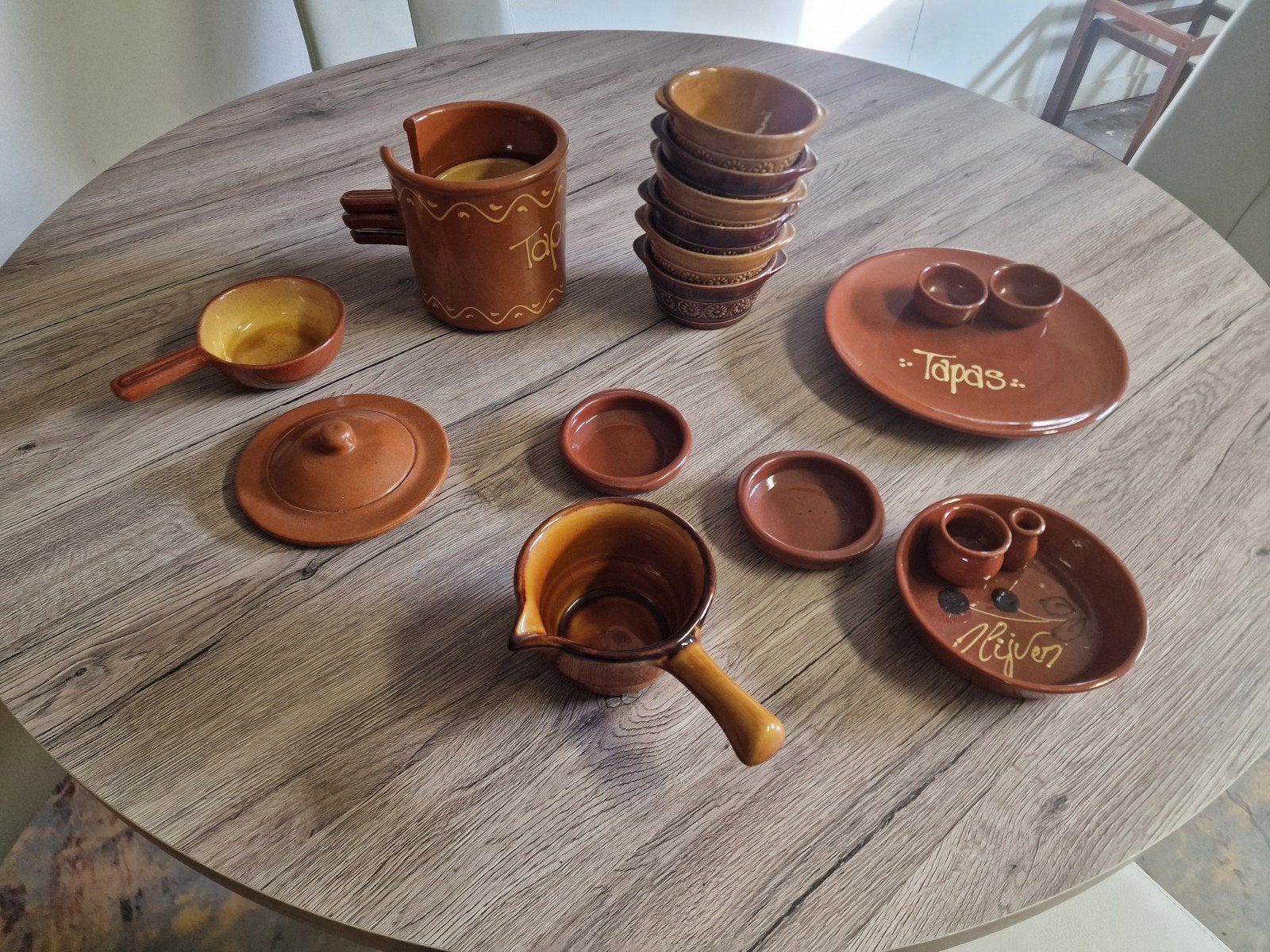 Servies: Frans, tapas olijven kommetjes en bakjes, Ophalen of Verzenden