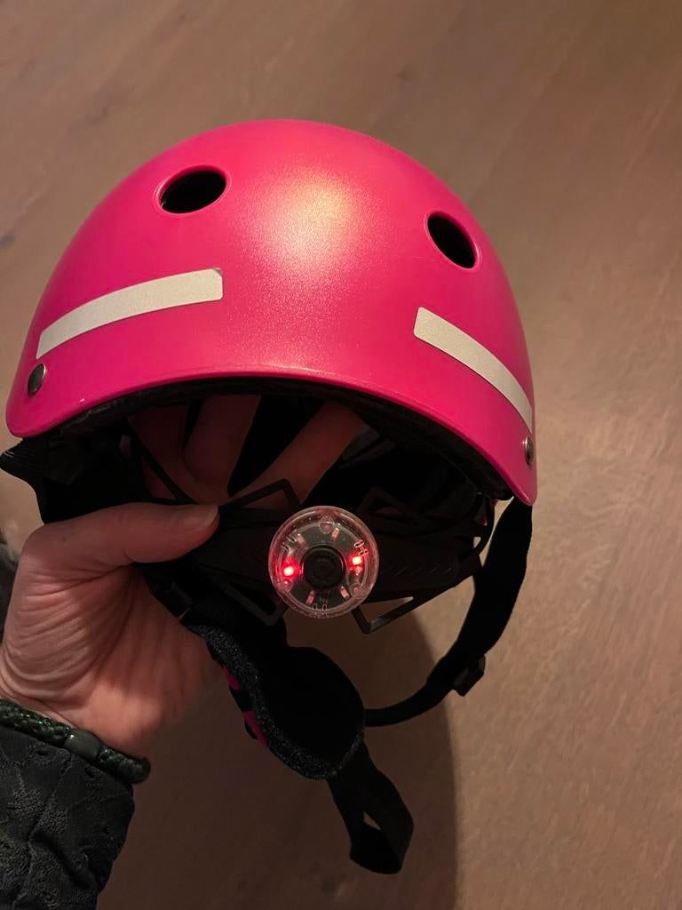 Kinderhelm roze S/M (48-54cm) z.g.a.n., Ophalen of Verzenden, Zo goed als nieuw, S, Jongen of Meisje