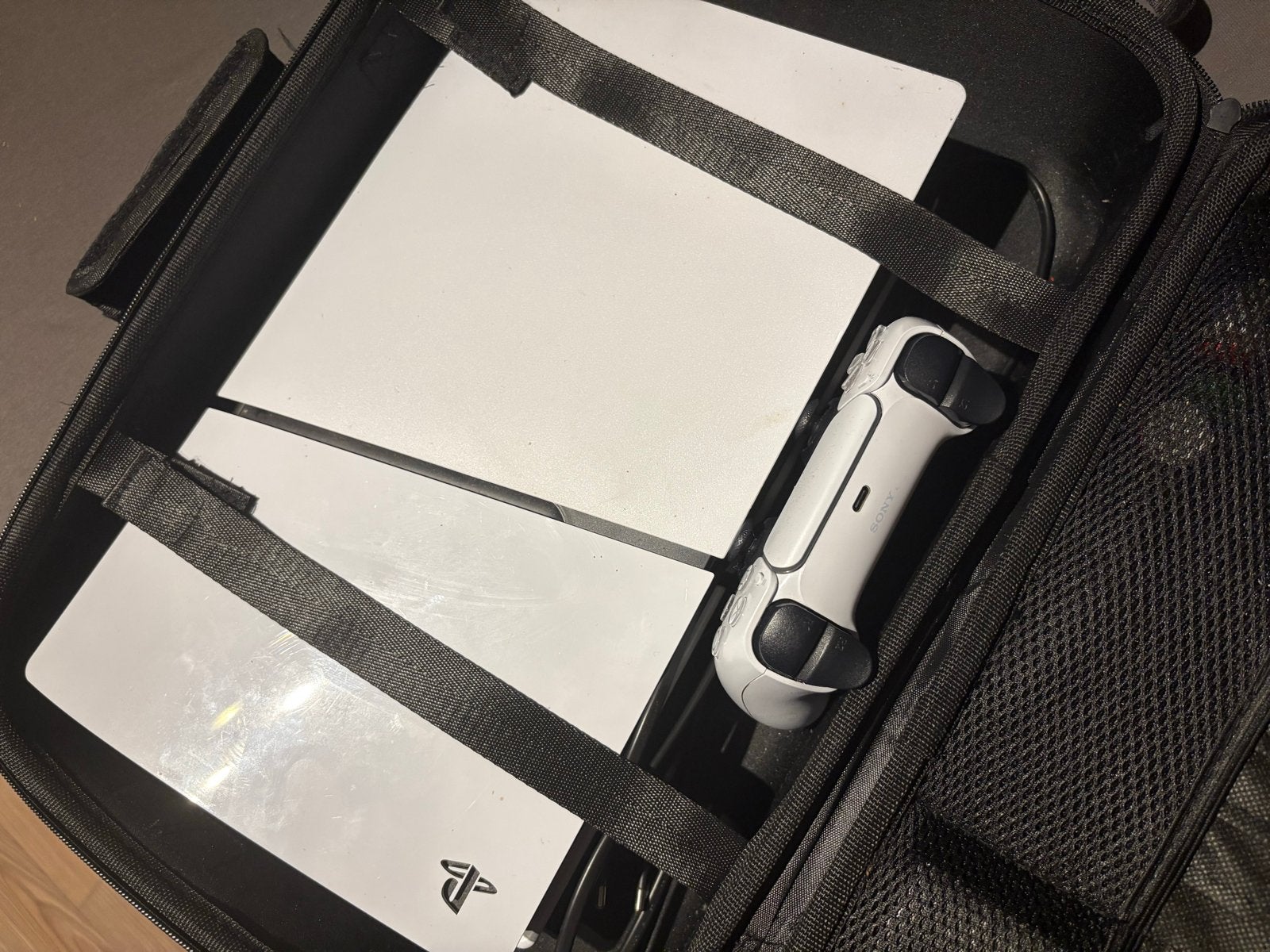 PlayStation ps5 Slim 1TB met controller en draagtas, Spelcomputers en Games, Ophalen of Verzenden, Gebruikt
