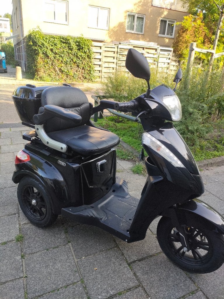 IVA C1000 Scootmobiel - Z.G.A.N., Diversen, Zo goed als nieuw, 16 km/u of meer, 46 km of meer, Ophalen