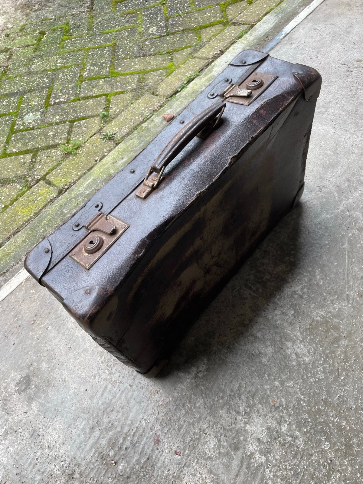 Vintage koffer met twee sleutels, Antiek en Kunst, Ophalen