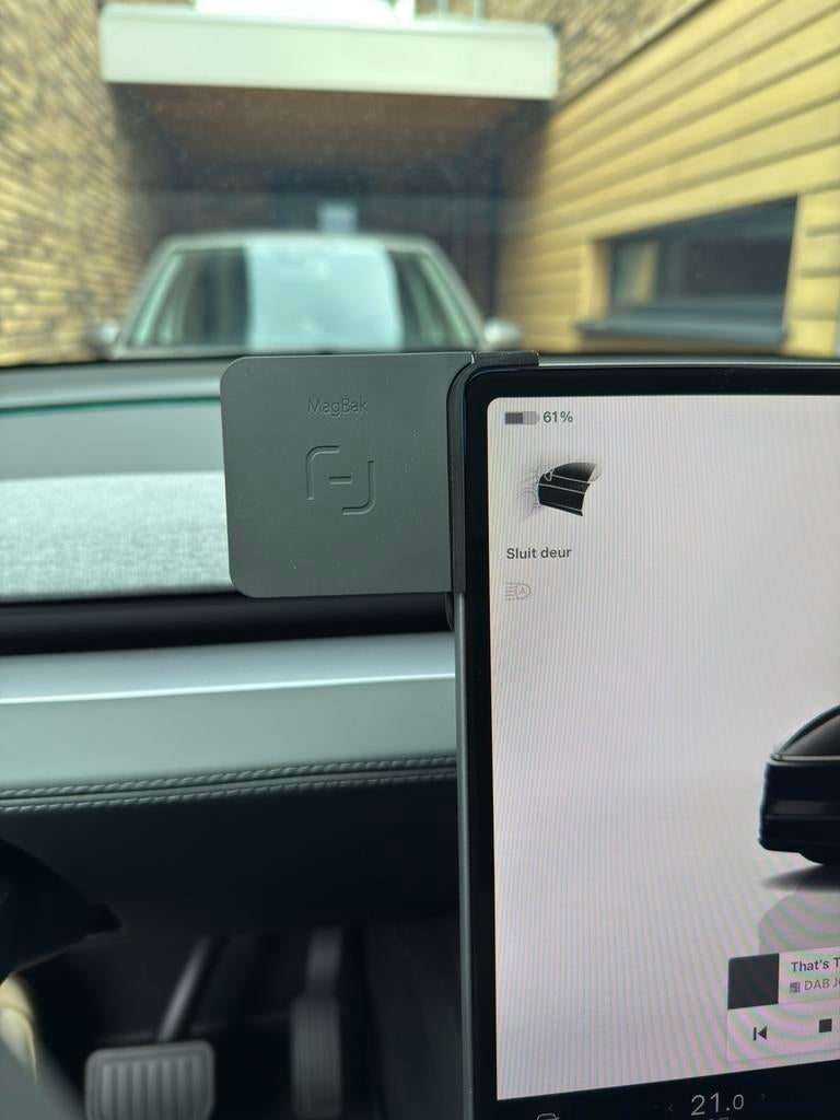 MagBak MagSafe telefoonhouder voor Tesla Model 3/Y, Ophalen of Verzenden, Draadloos, Nieuw