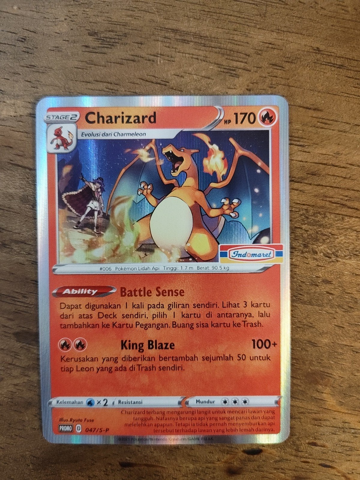 Charizard - Indomaret Promo 047/S-P Indonesian, Ophalen, Zo goed als nieuw, Losse kaart