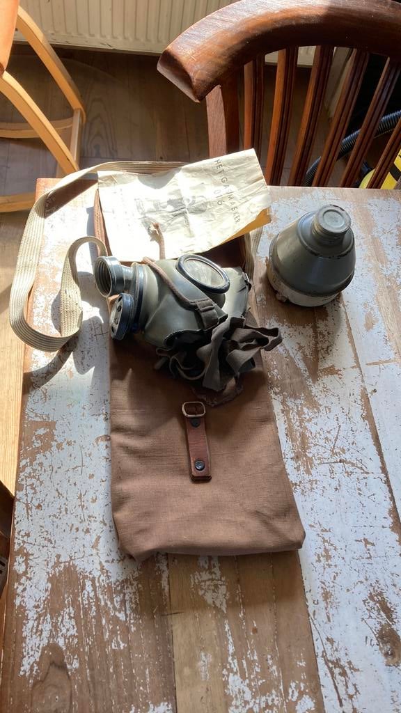 Gasmasker Nederland 1939 compleet met instructie folder, Ophalen of Verzenden, Overige soorten, Nederland