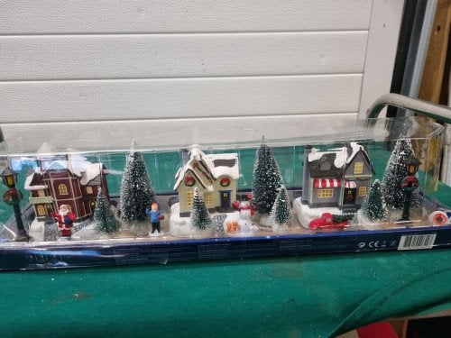 kerst decoratie huisjes nieuw in verpakking, Diversen, Kerst, Ophalen of Verzenden, 'T Olde Gre-j, Info@toldegrej.nl, Endepoelstraat 20f Didam