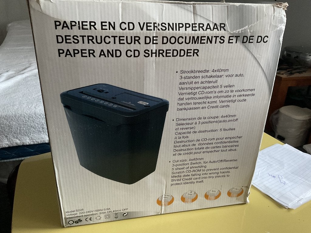 papier versnipperaar, Ophalen, Zo goed als nieuw