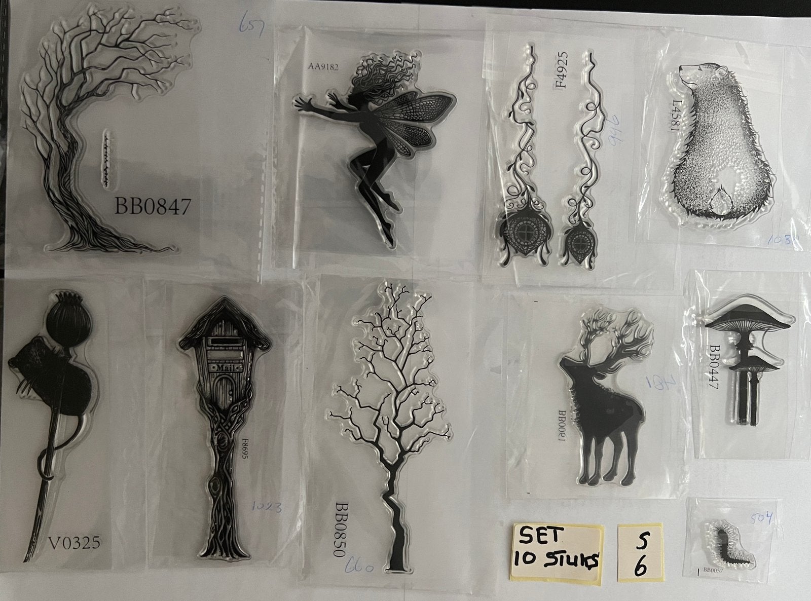 Set van 10 stempels met Lavinia afbeeldingen Nieuw, Hobby en Vrije tijd, Stempelen, Nieuw, Clearstamp, Verzenden