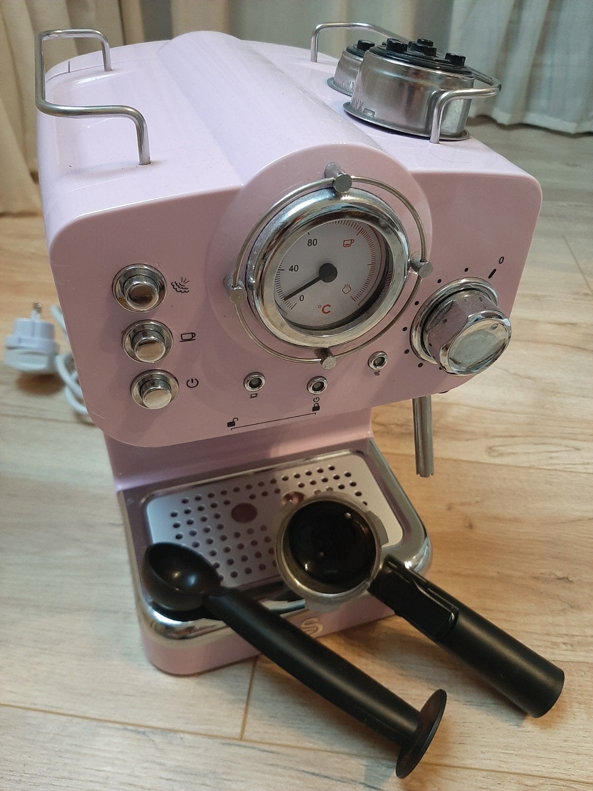 Swan Retro Roze Espressomachine - Zo goed als nieuw, Espresso apparaat, Gemalen koffie, Zo goed als nieuw, 1 kopje