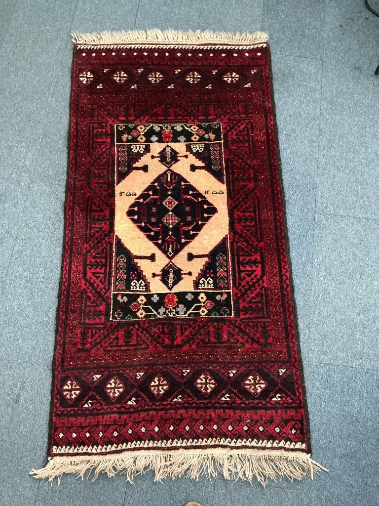 Perzisch tapijtje/kleed, Ophalen, Perzisch, 50 tot 100 cm, Zo goed als nieuw