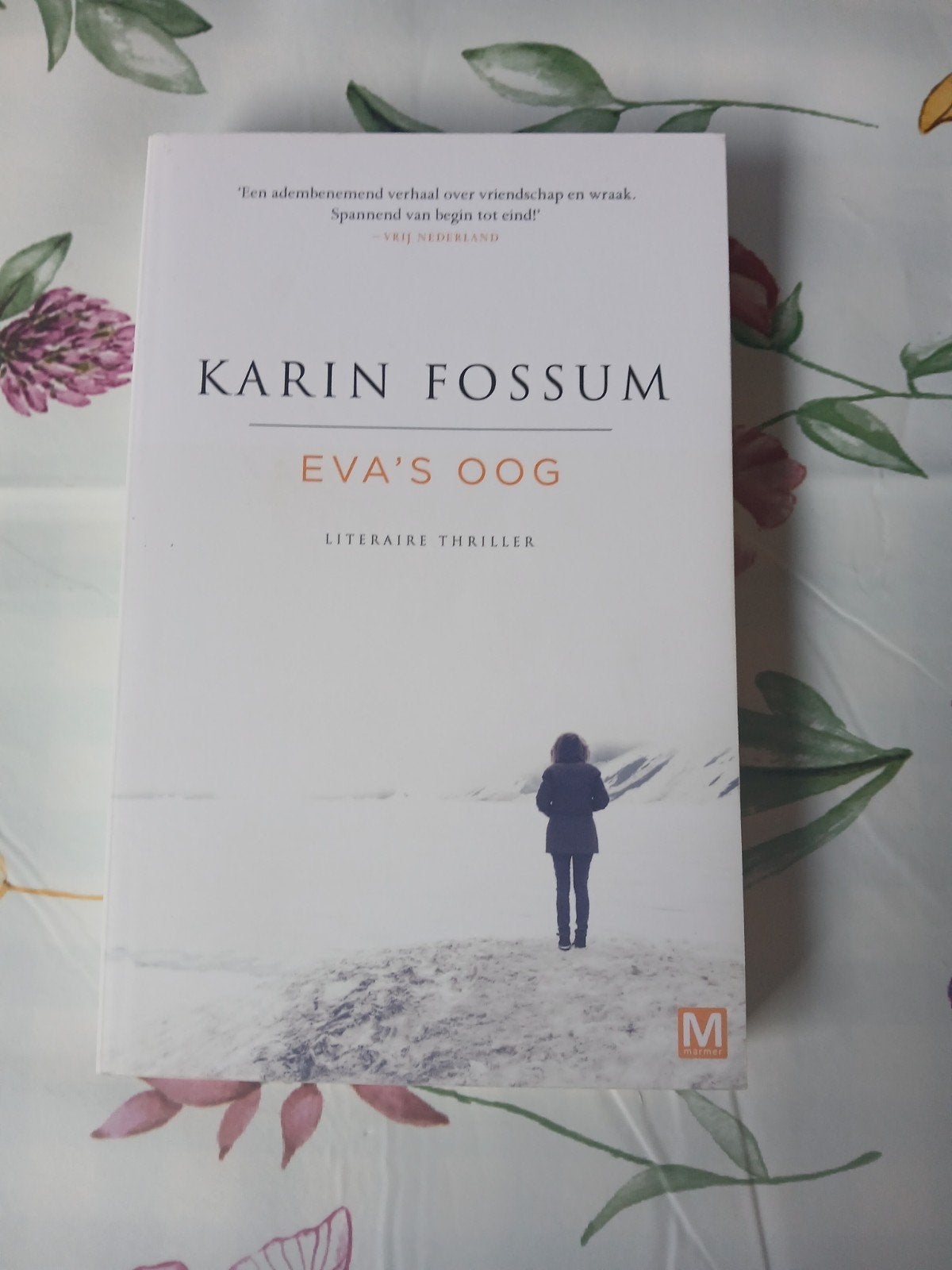 Karin Fossum - Eva's Oog (Literaire Thriller), Ophalen of Verzenden, Zo goed als nieuw, Karin Fossum, Scandinavië