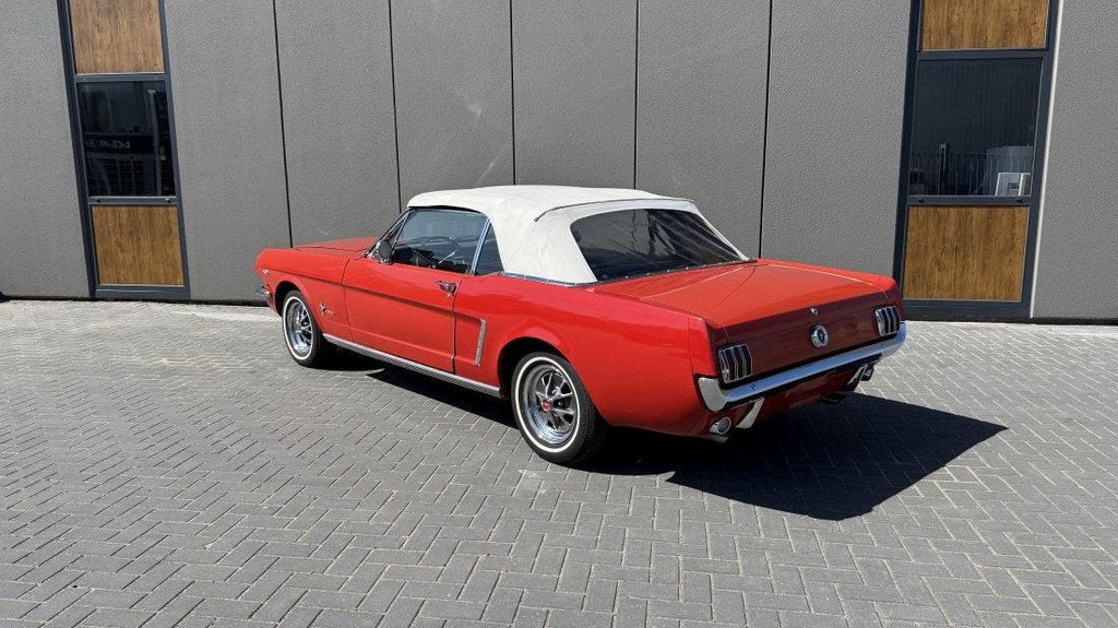 Ford Mustang - 1965 C-code, Auto's, Oldtimers, Cabriolet, Bedrijf, Ford, Rood