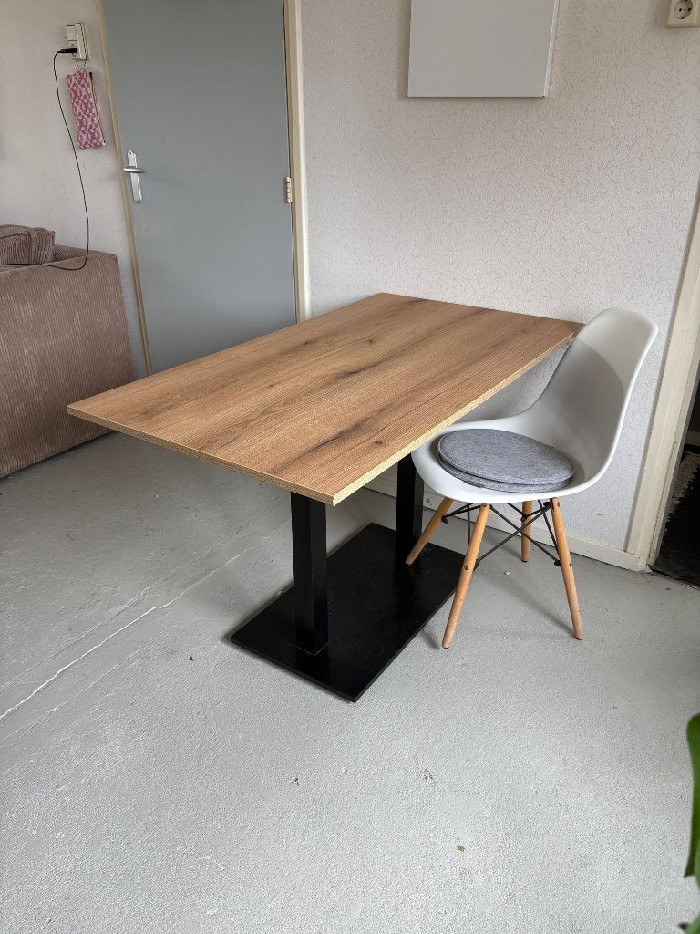 Tafel horecatafel eiken zwartepoot, Ophalen, 100 tot 150 cm, Eikenhout, 50 tot 100 cm