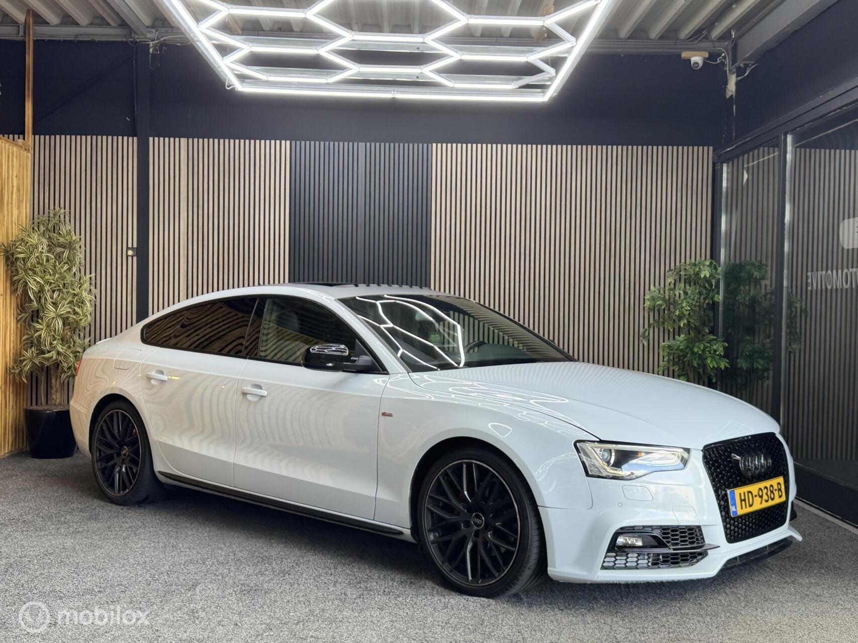 Audi A5 Sportback 1.8 TFSI S Edition|Pano|Navi|Bang&Olufsen, Auto's, Gebruikt, Euro 6, 4 cilinders, 4 stoelen
