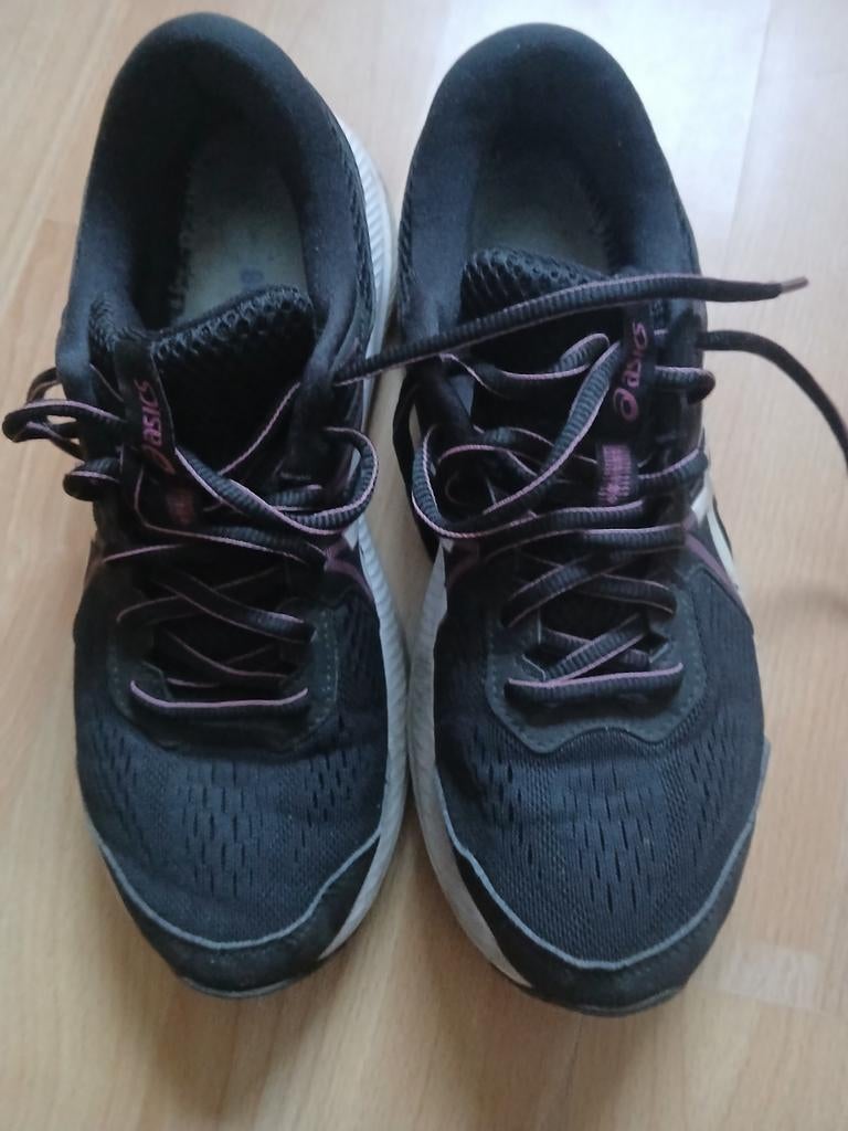 (Sport) schoenen in maat 41,5 van Asics., Ophalen, Schoenen