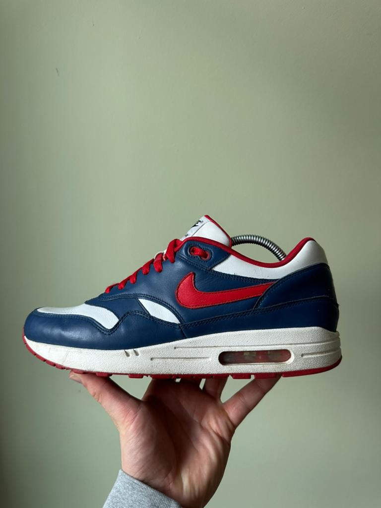 Nike Air Max 1 ID Blue Red / 45, Blauw, Ophalen of Verzenden, Sneakers of Gympen, Zo goed als nieuw