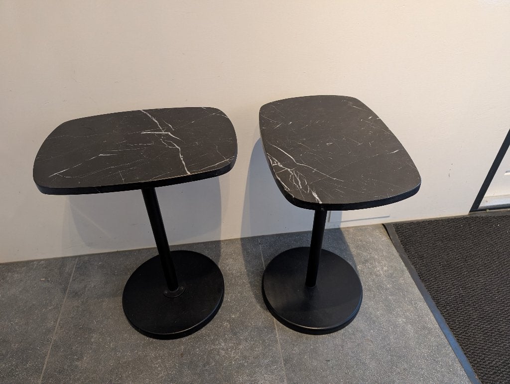 Twee bijzettafeltjes - zware kwaliteit, Huis en Inrichting, Tafels | Bijzettafels, Minder dan 55 cm, Rond, Zo goed als nieuw, Ophalen