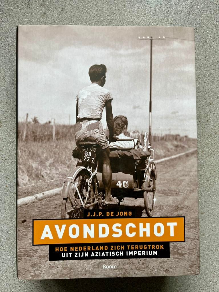 J.J.P. de Jong - Avondschot, Boeken, Ophalen of Verzenden, Zo goed als nieuw, J.J.P. de Jong