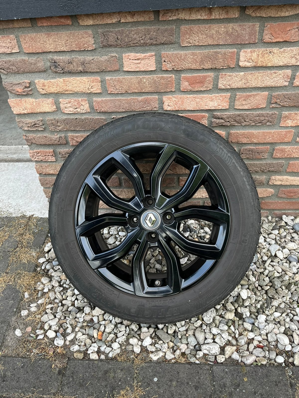 Renault Clio zomerbanden + velgen 16,5 inch, Ophalen, Gebruikt, 16 inch, Banden en Velgen